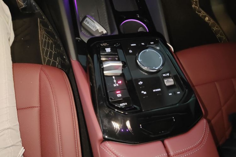 宝马5系 2025款 525Li M运动套装局部细节18