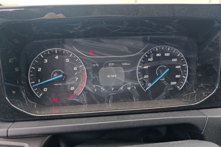 福特 全顺 2023款 2.0T汽油自动多功能商用车短轴低顶5/6座中控内饰15