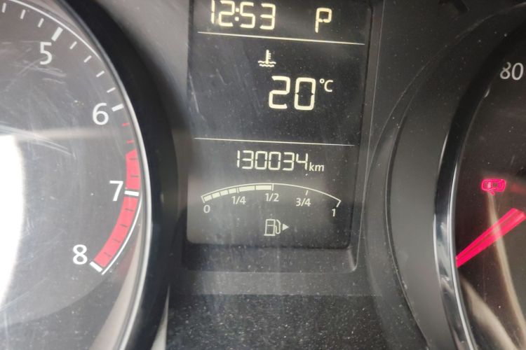 大众 朗逸 2015款 1.6L 自动风尚版中控内饰15