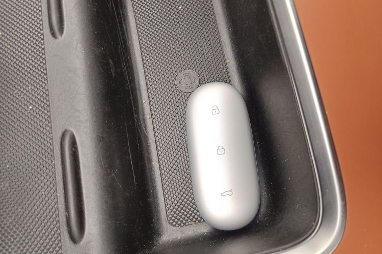 理想汽车 理想L9 2022款 Max中控内饰11