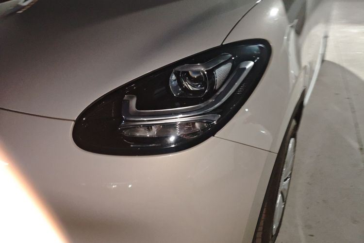 五菱汽车 五菱缤果 2023款 203km 轻享款局部细节36