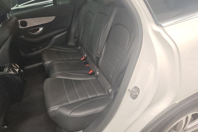 奔驰GLC 2021款 GLC 260 L 4MATIC 动感型中控内饰21