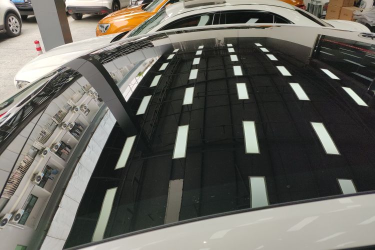 特斯拉 Model Y 2021款 标准续航后驱版局部细节57