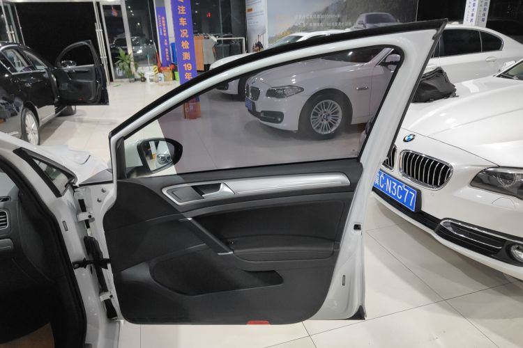 大众 高尔夫 2018款 230TSI 自动舒适型中控内饰42