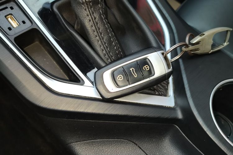 吉利汽车 远景 2019款 升级版 1.5L CVT豪华型 国VI中控内饰11