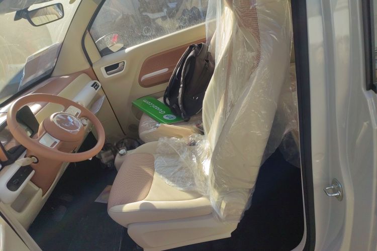 五菱汽车 宏光MINIEV 2024款 第三代 215km 青春版中控内饰19