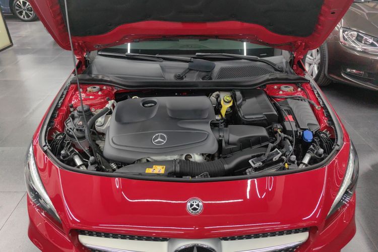 奔驰CLA 2018款 CLA 200 时尚型机舱底盘24