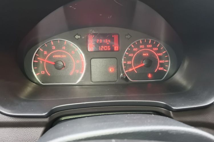 五菱汽车 五菱宏光V 2022款 1.5L劲取版电动助力LAR局部细节14