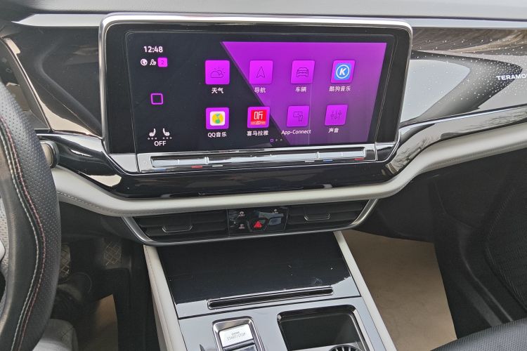 大众 途昂 2021款 380TSI 四驱尊崇豪华版中控内饰16