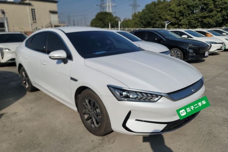 比亚迪 秦PLUS 2023款 EV 510KM 出行版车身外观3