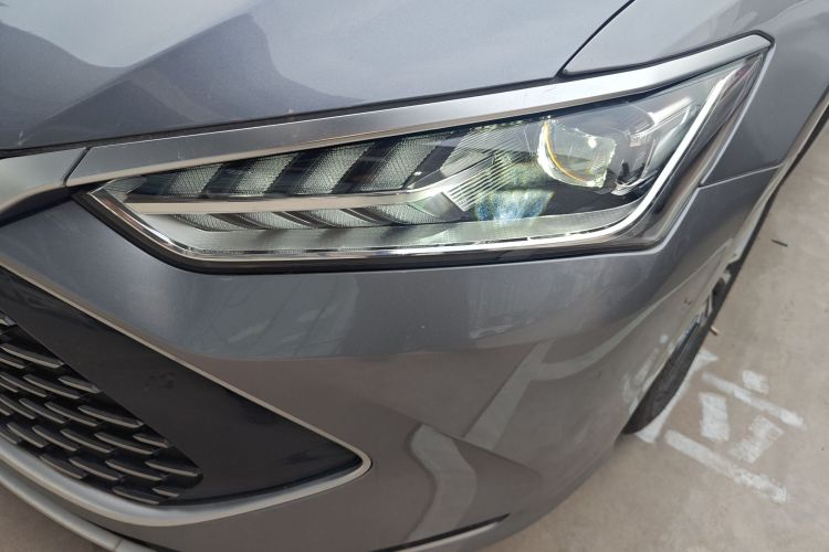 比亚迪 秦PLUS 2021款 DM-i 55KM 旗舰型局部细节36