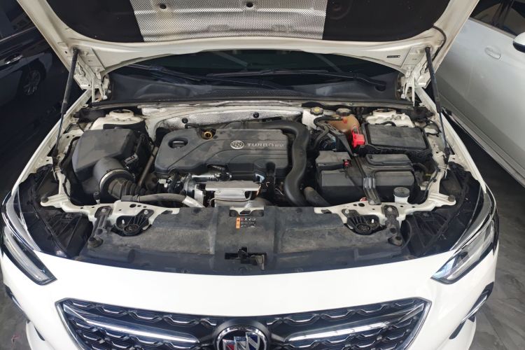 别克 君威 2020款 552T 豪华型机舱底盘24