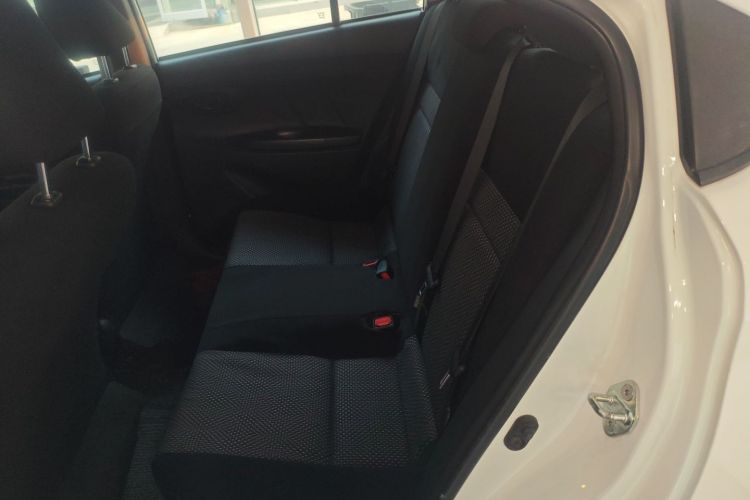 丰田 威驰 2019款 1.5L CVT创行版中控内饰7004