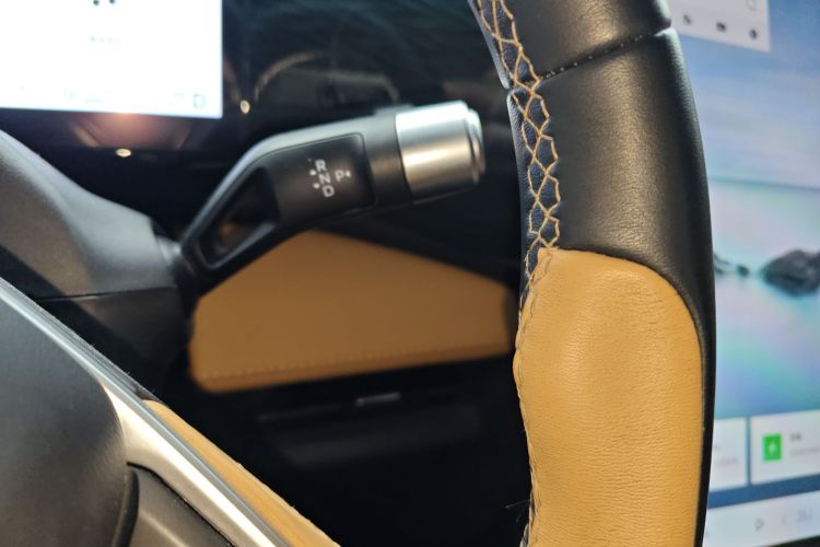 吉利银河 银河L7 2023款 1.5T 115km 星舰局部细节18