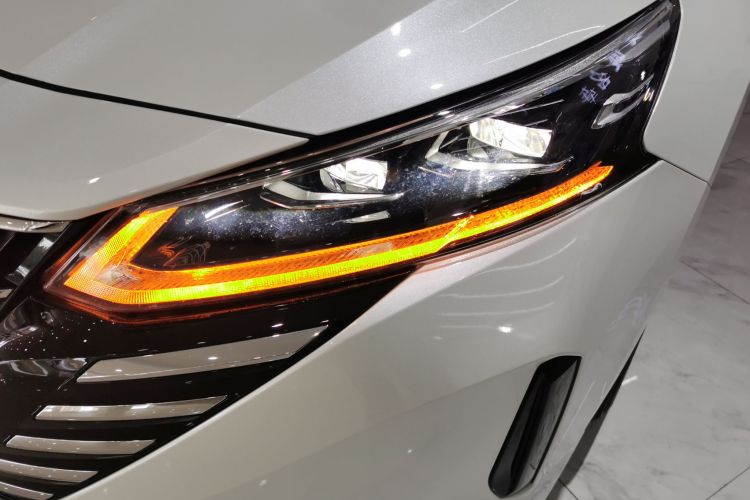 日产 天籁 2022款 2.0L XL-TLS 悦享版局部细节36