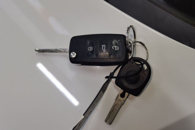 大众 Polo 2016款 1.4L 自动风尚型中控内饰11