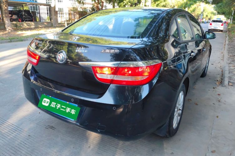 别克 英朗 2013款 GT 1.6L 自动时尚版车身外观7