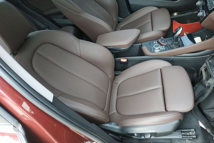 宝马X1 2020款 sDrive25Li 领先型局部细节41