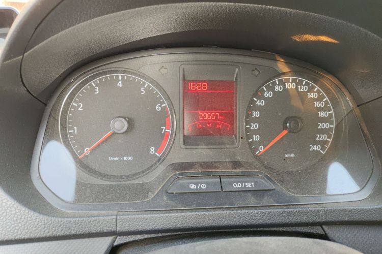 大众 捷达 2013款 1.6L 手动时尚型中控内饰15