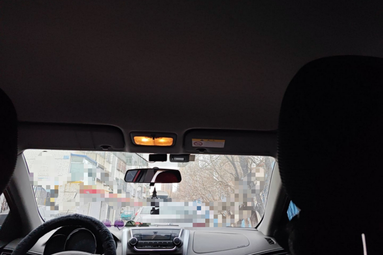 丰田 YARiS L 致炫 2014款 1.3E 自动魅动版中控内饰22