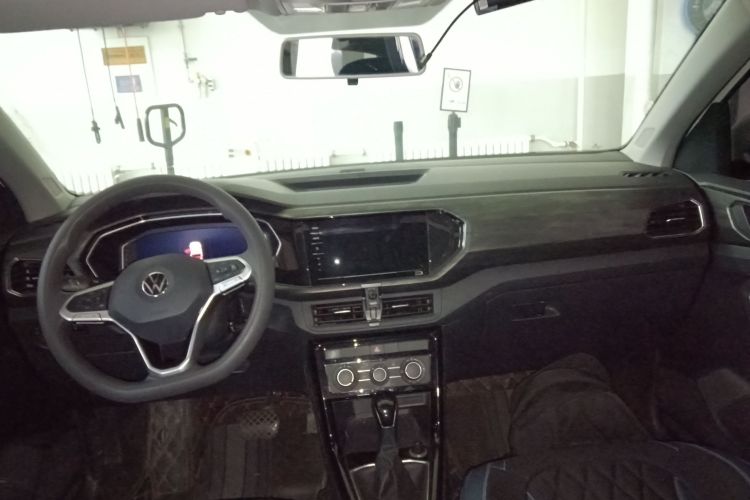 大众 探影 2020款 1.5L 自动 悦中控内饰12