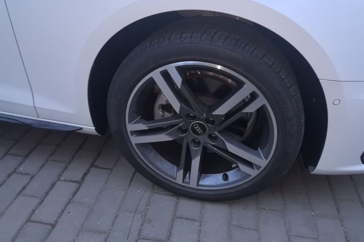 奥迪A4L 2022款 40 TFSI 时尚动感型车身外观6007