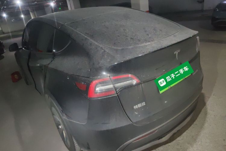 特斯拉 Model Y 2021款 标准续航后驱版车身外观5