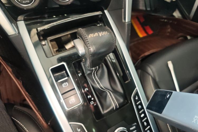 哈弗H7 2018款 改款 蓝标H7 2.0T 自动智享型中控内饰18