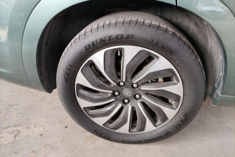 鸿蒙智行 问界M7 2022款 1.5T 后驱舒适版车身外观6008