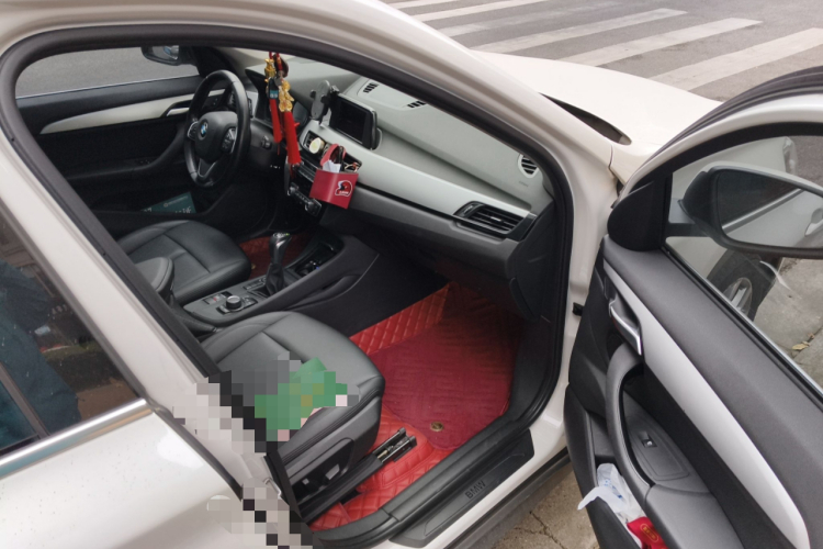 宝马X1 2018款 sDrive20Li 领先型局部细节9005