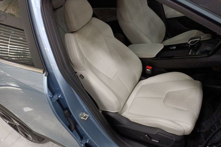 吉利汽车 2023款 博越COOL 1.5TD 智尊型局部细节41