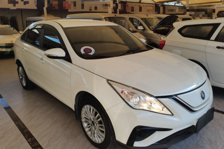 东风风行 风行S50EV 2021款 网约版车身外观3