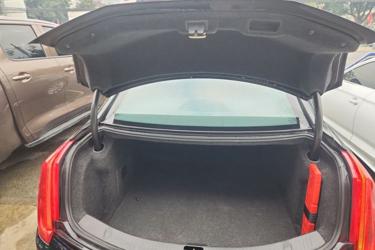 凯迪拉克XTS 2014款 28T 舒适型局部细节23