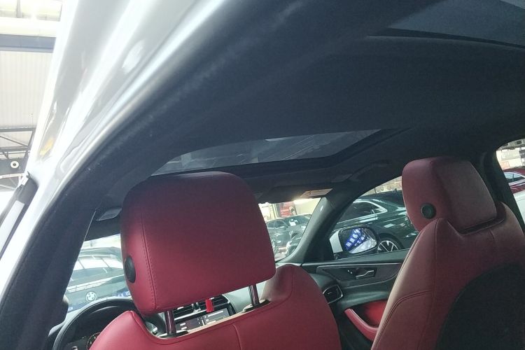 捷豹XEL 2022款 2.0T 250PS R-DYNAMIC S进取运动版局部细节22