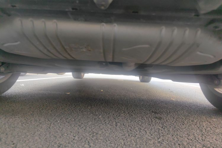 奔驰A级 2022款 改款 A 200 L 运动轿车时尚型局部细节9009