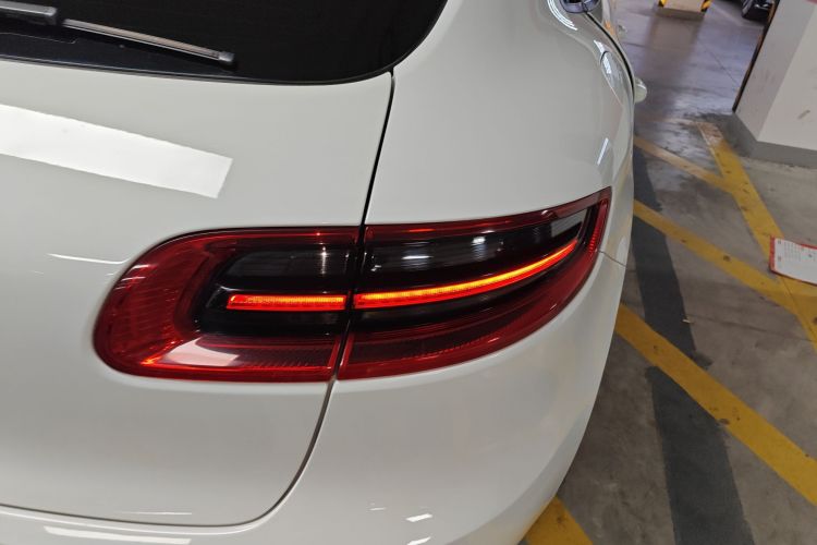 保时捷 2017款  Macan 2.0T车身外观9