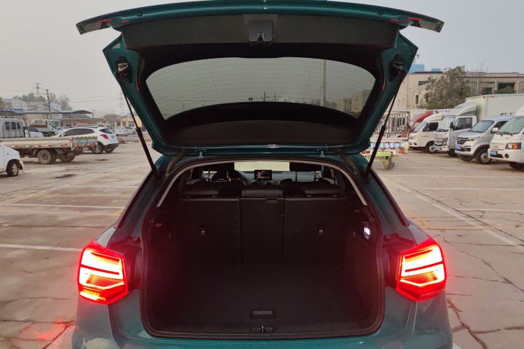 奥迪Q2L 2018款 35 TFSI 时尚动感型 国V局部细节23