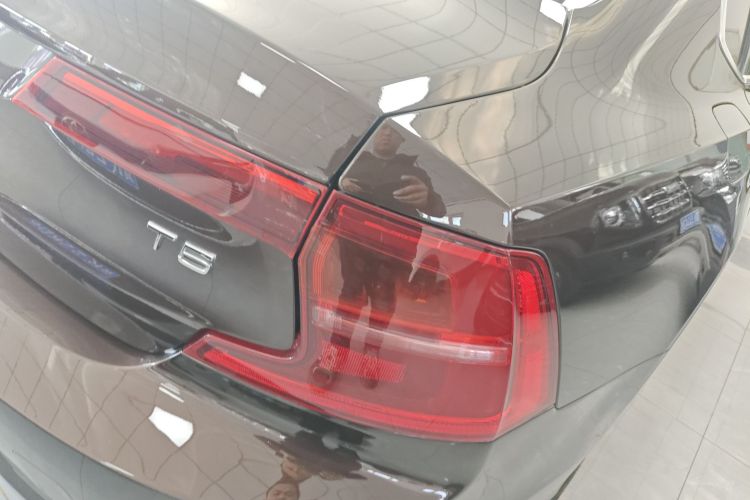 沃尔沃S90 2018款 T5 智雅版车身外观9