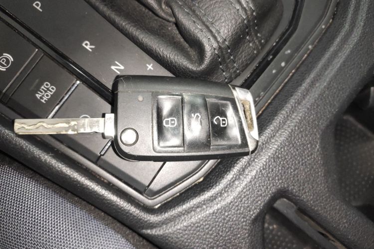 大众 朗逸 2023款 1.5L 自动得逸版中控内饰11