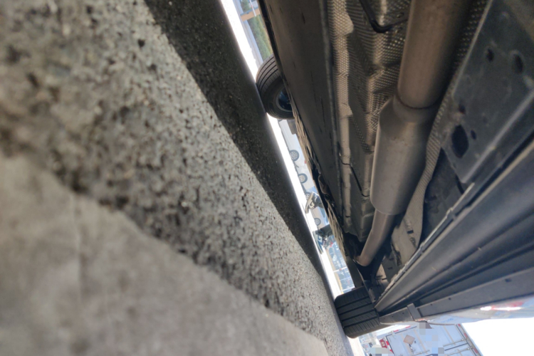 腾势D9 2022款 DM-i 970 四驱旗舰型局部细节9002