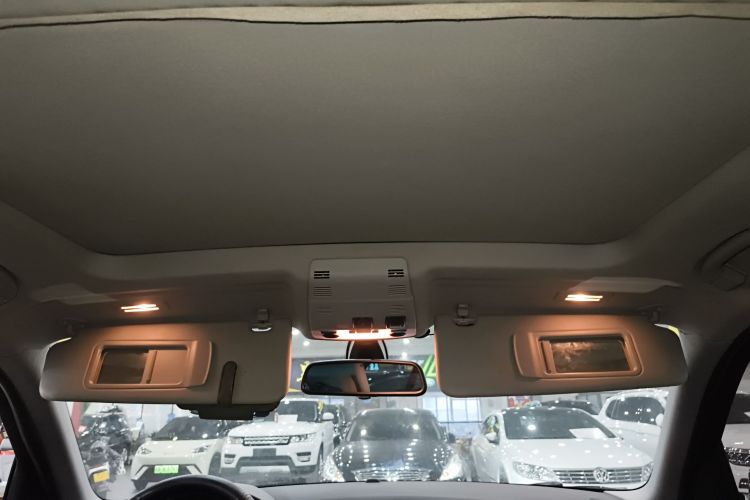 宝马X1 2014款 sDrive18i 领先型中控内饰22