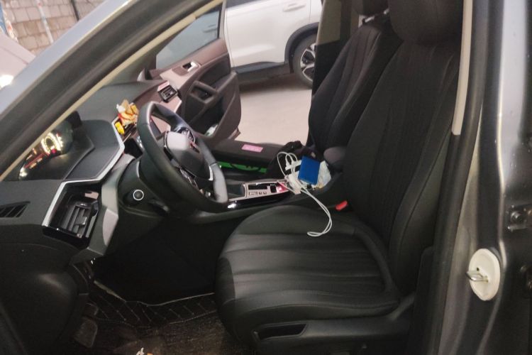 标致408 2022款 1.6T 逐梦版中控内饰19