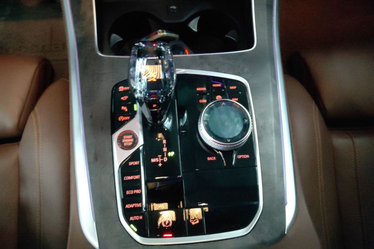 宝马X5(进口) 2021款 xDrive40i M运动套装中控内饰18