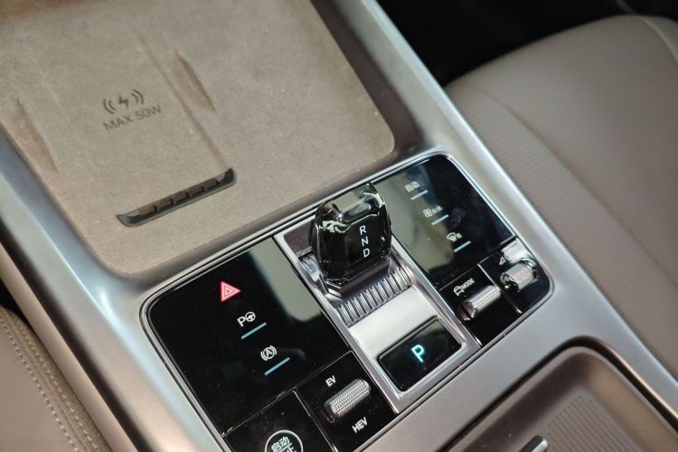 比亚迪 海豹07 DM-i 2025款 智驾版 DM-i 1.5L 125km 尊贵型局部细节18