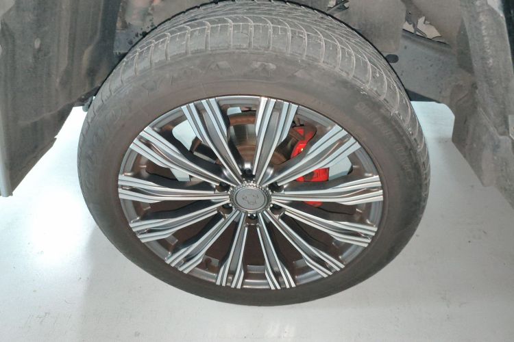 超境汽车 共创坦克300 2021款 2.0T 赛博坦克车身外观6005