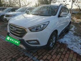 北京现代ix35 2015款 2.0L  手动两驱舒适型 国IV