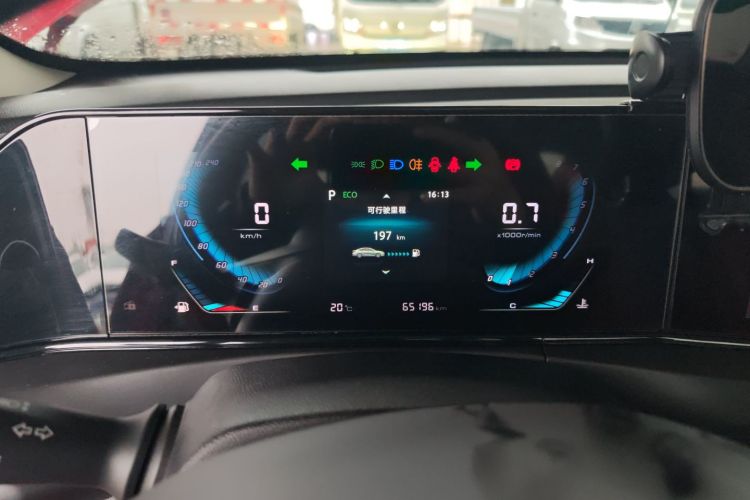 长安 逸动 2021款 PLUS 蓝鲸NE 1.4T GDI DCT尊贵型局部细节14