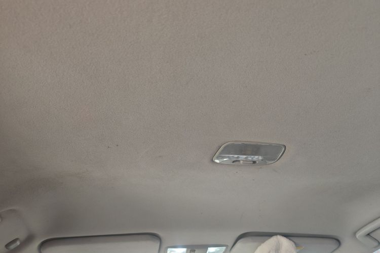 三菱 翼神 2016款 1.8L CVT黑白复刻版局部细节22