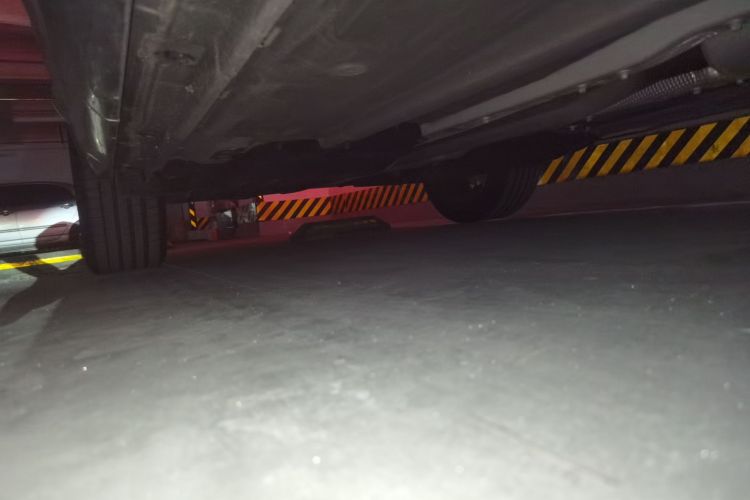 吉利汽车 星越L 2025款 东方曜 2.0TD 自动揽星版局部细节9001