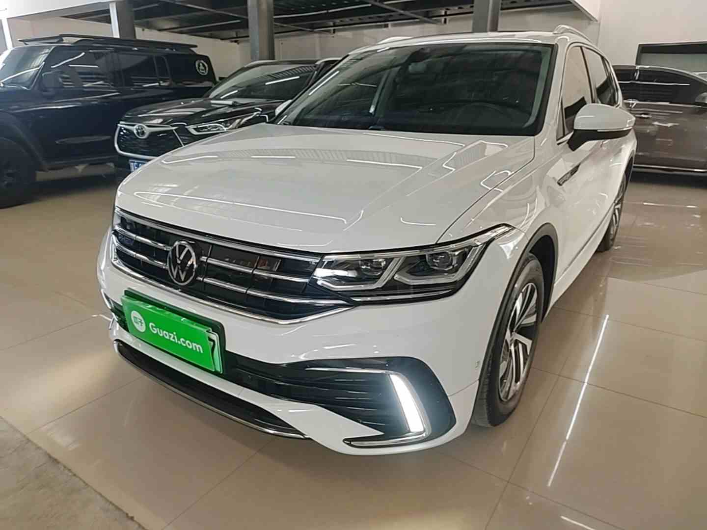 大众 途观L新能源 2023款 430PHEV 插电混动旗舰版(2)